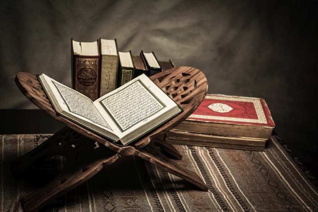 Adab dan Langkah-Langkah Dalam Pengajaran Ilmu Syar’i (Bag. 1)