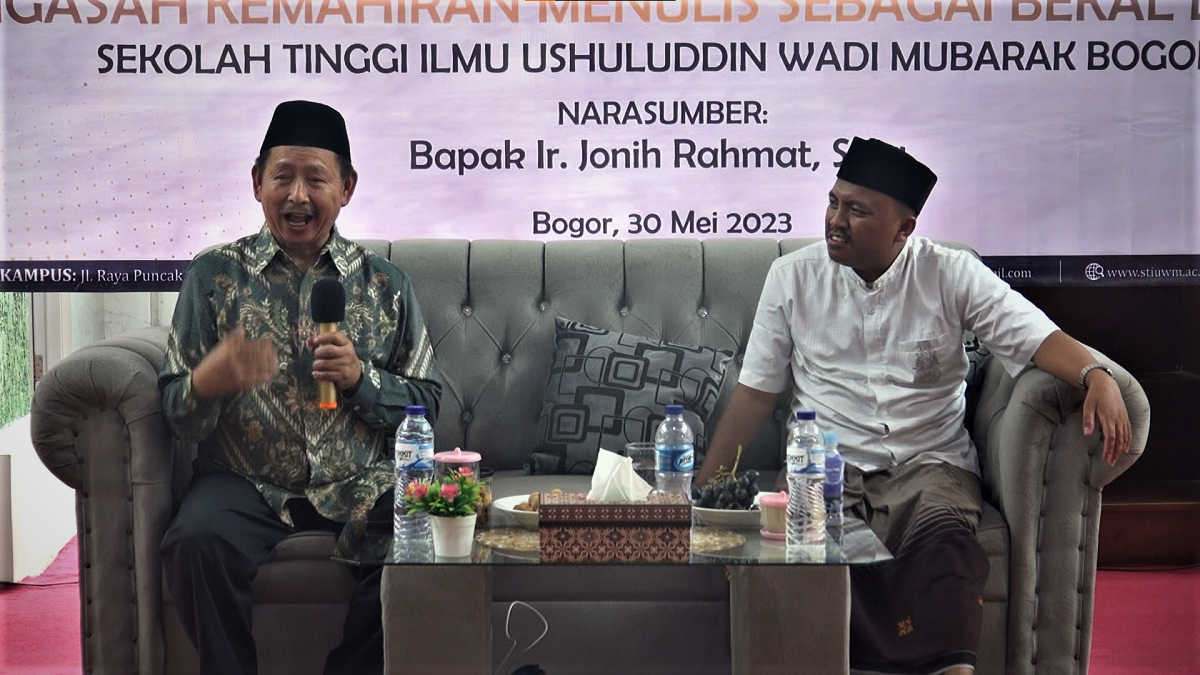Ir. Jonih Rahmat: Mengasah Kemahiran Menulis Sebagai Bekal Dakwah