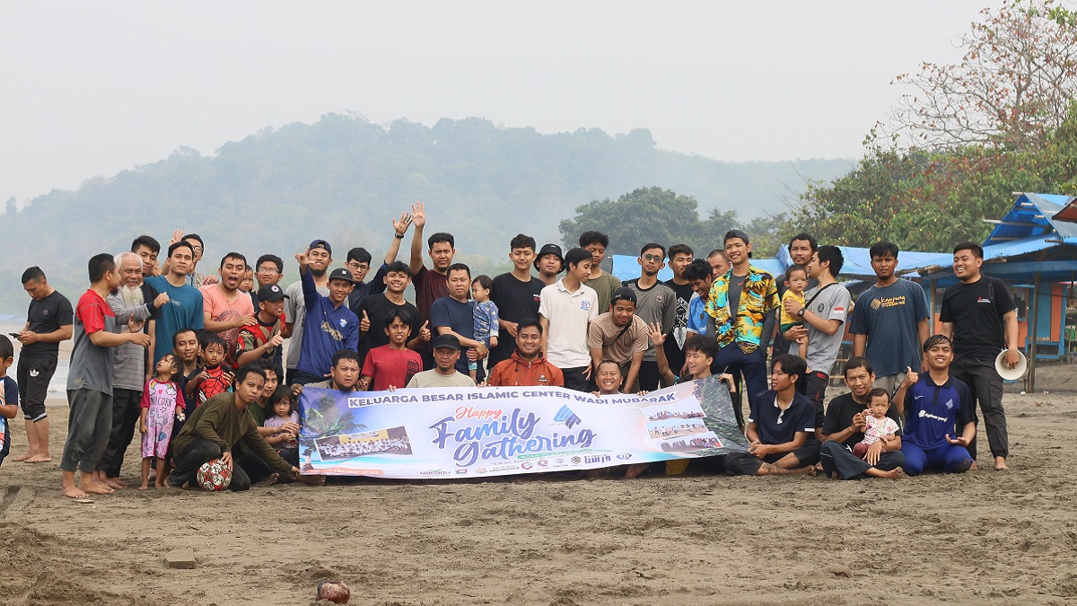 Family Gathering Wadi Mubarak 2023: Kuatkan Team Building “One Team, One Family”