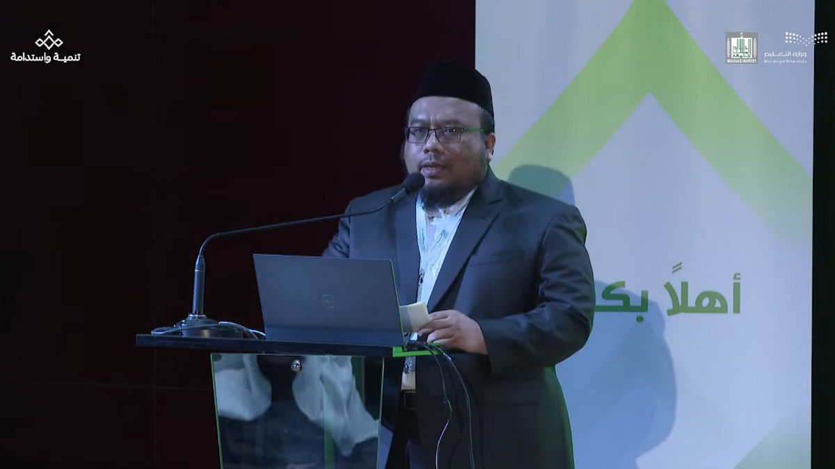 Pemaparan Program Wadi Mubarak Berhasil Membuat Decak Kagum Para Tokoh Internasional dalam Simposium Ilmiah III di Arab Saudi