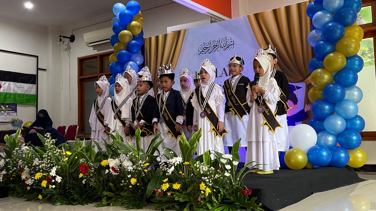 TAUD SaQu Pondok Kopi Laksanakan Wisuda ke-2, Lepas 13 Wisudawan