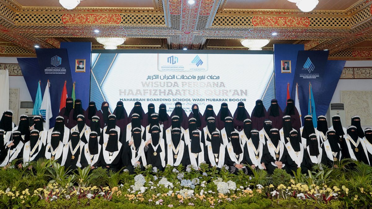 Wisuda Akbar 2025 Mahabbah Boarding School: Cetak Generasi Qur’ani Penopang Peradaban